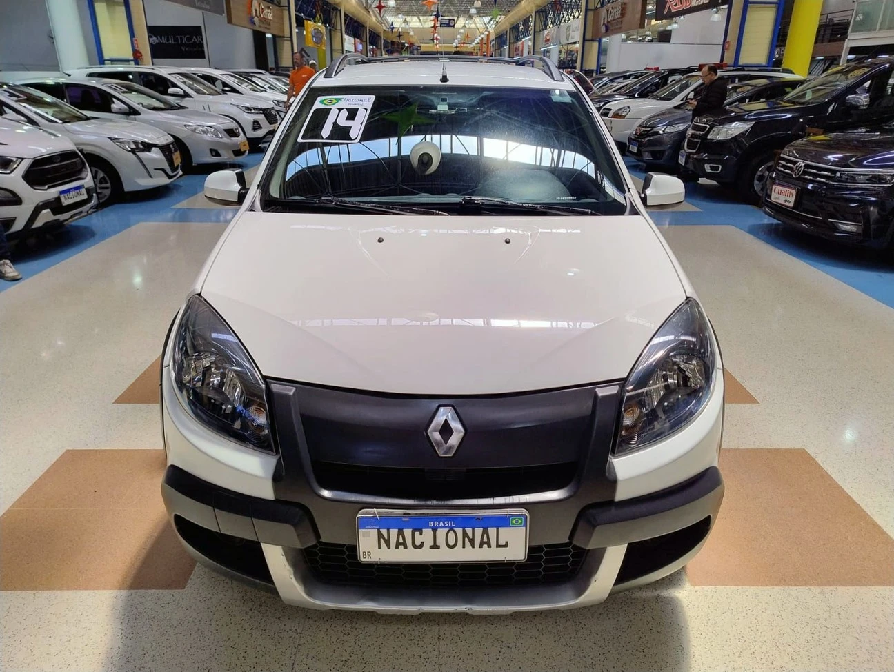 RENAULT SANDERO