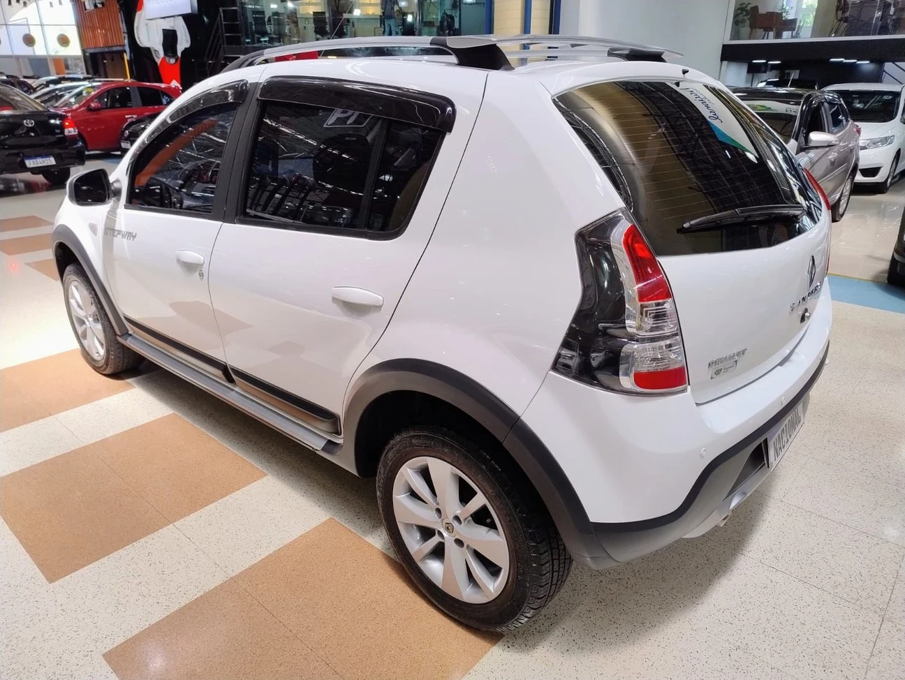 RENAULT SANDERO