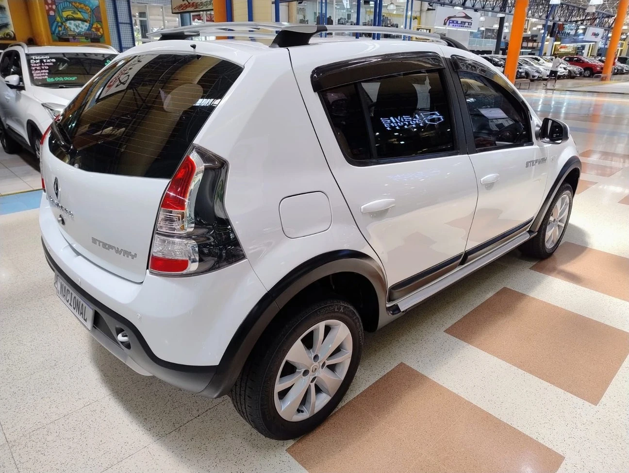 RENAULT SANDERO