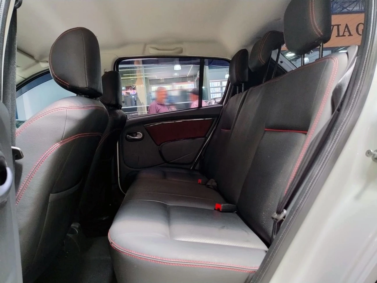 RENAULT SANDERO