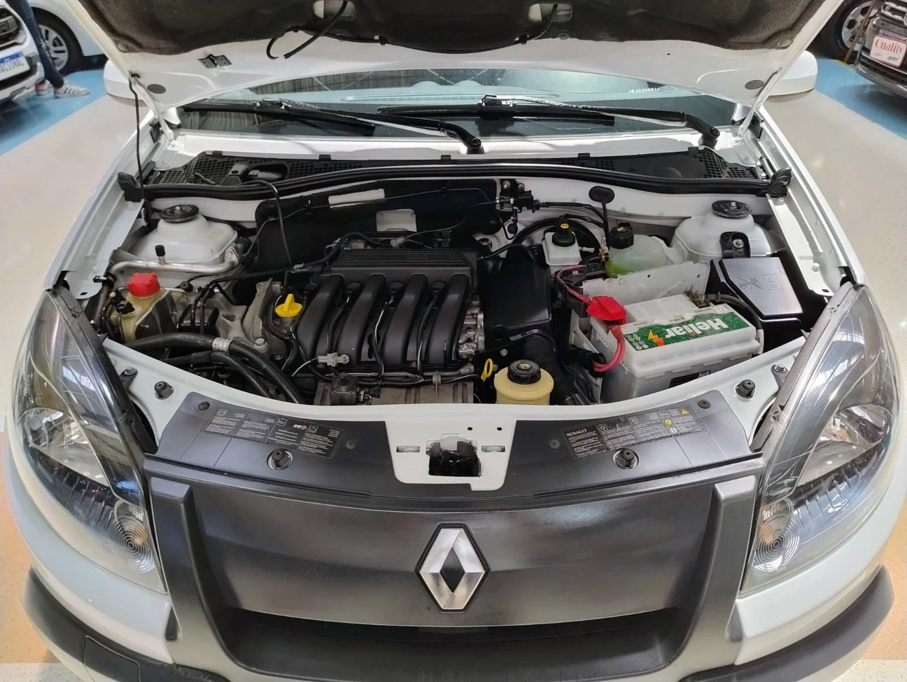 RENAULT SANDERO