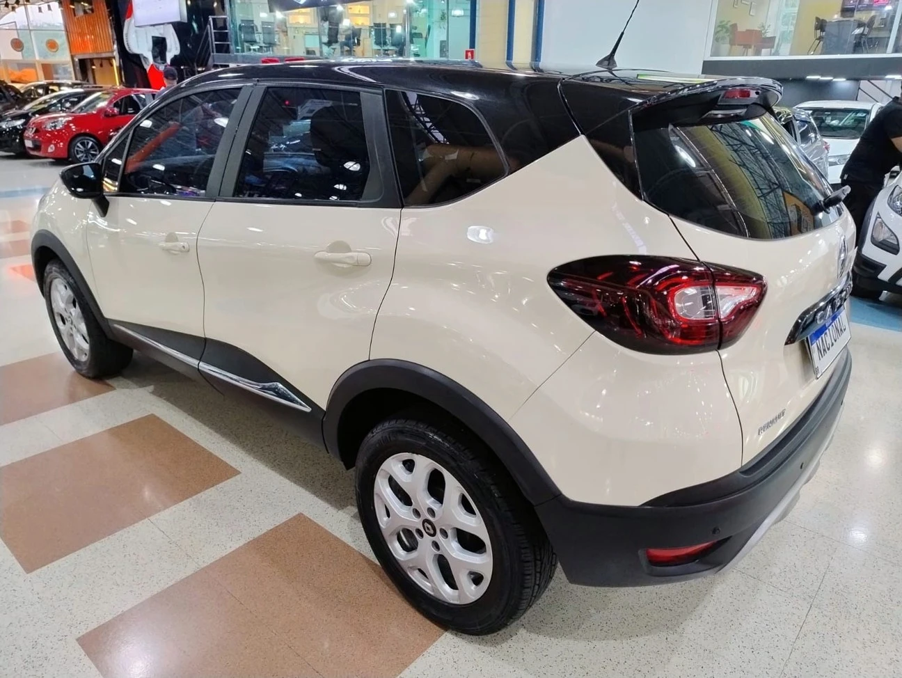 RENAULT CAPTUR
