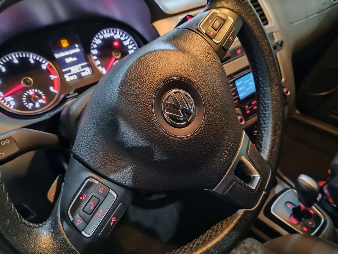 VOLKSWAGEN FOX
