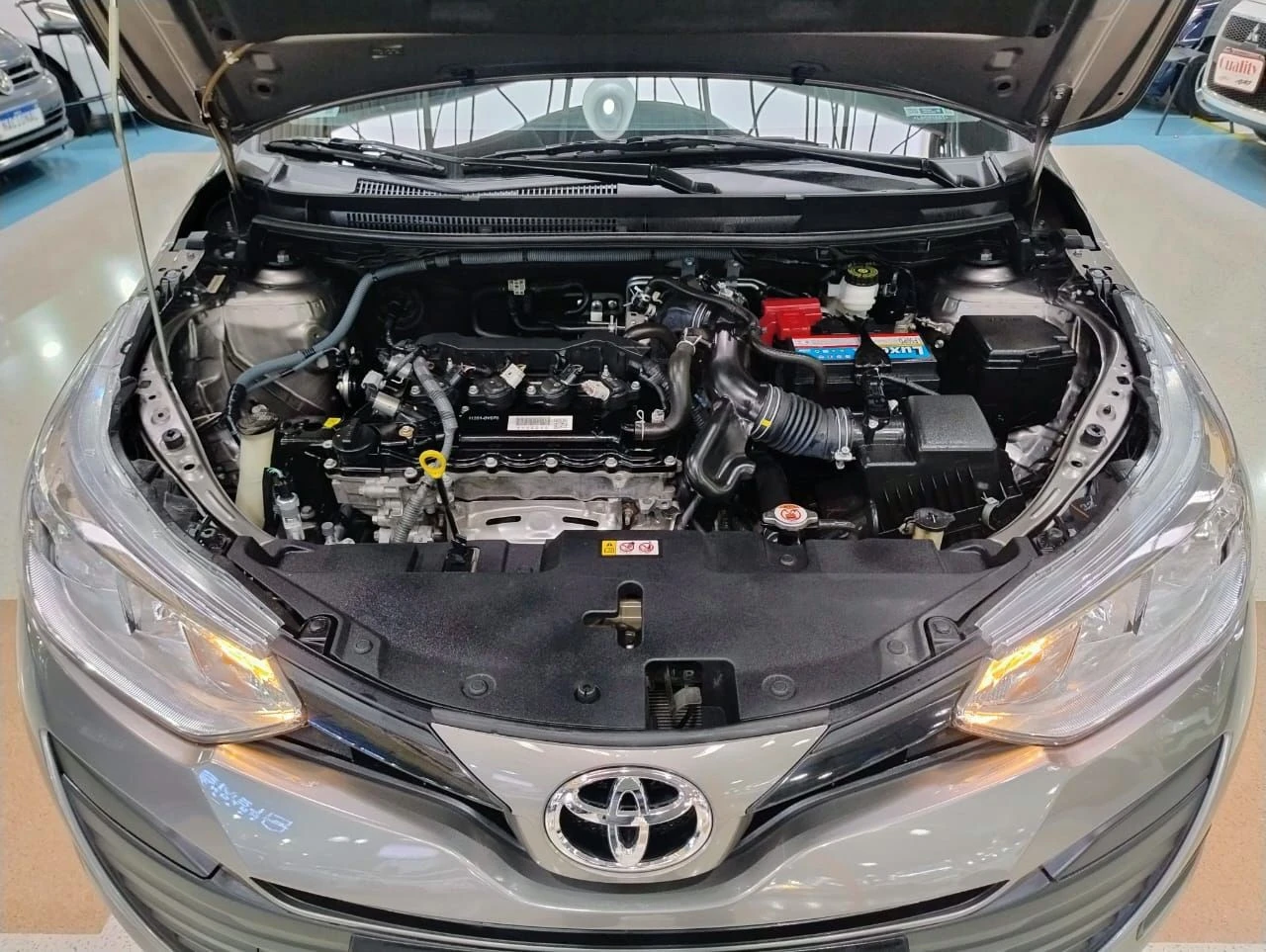TOYOTA YARIS