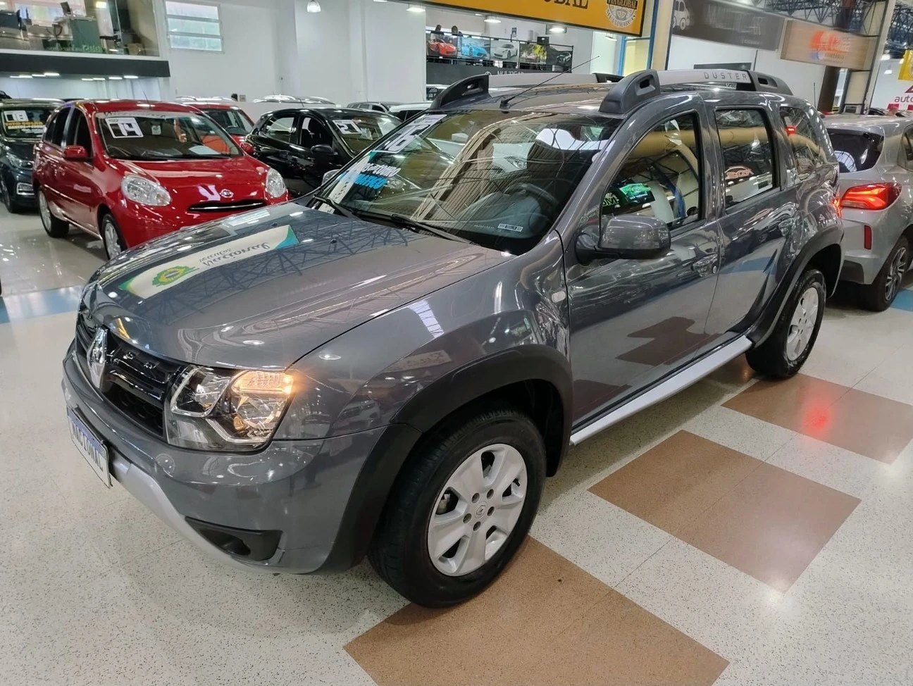 RENAULT DUSTER