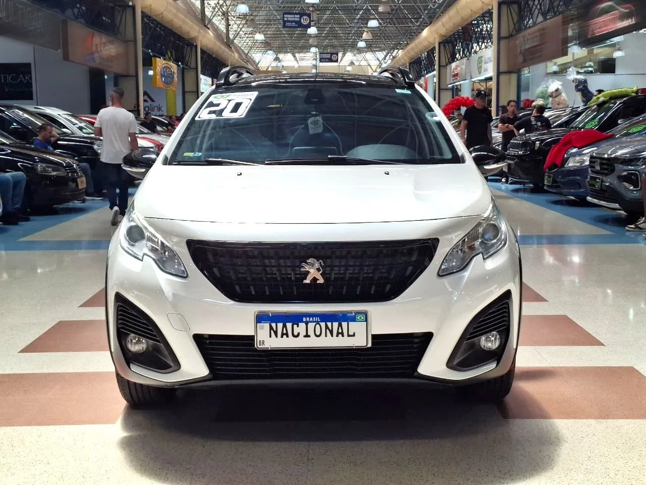 PEUGEOT 2008