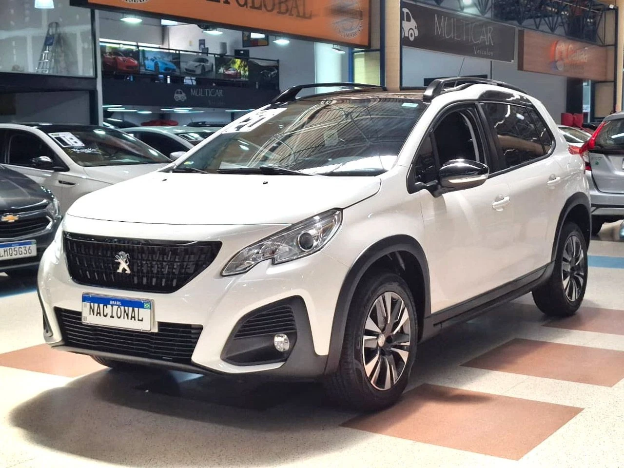 PEUGEOT 2008