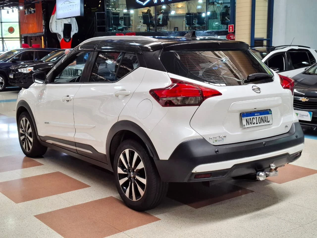 NISSAN KICKS
