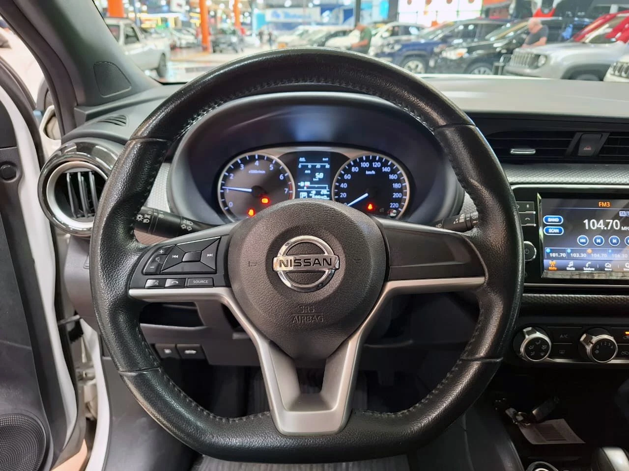 NISSAN KICKS