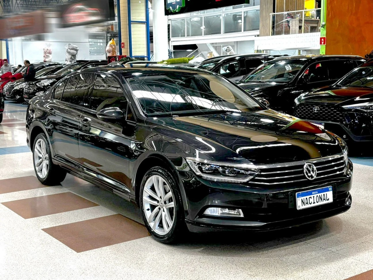 VOLKSWAGEN PASSAT