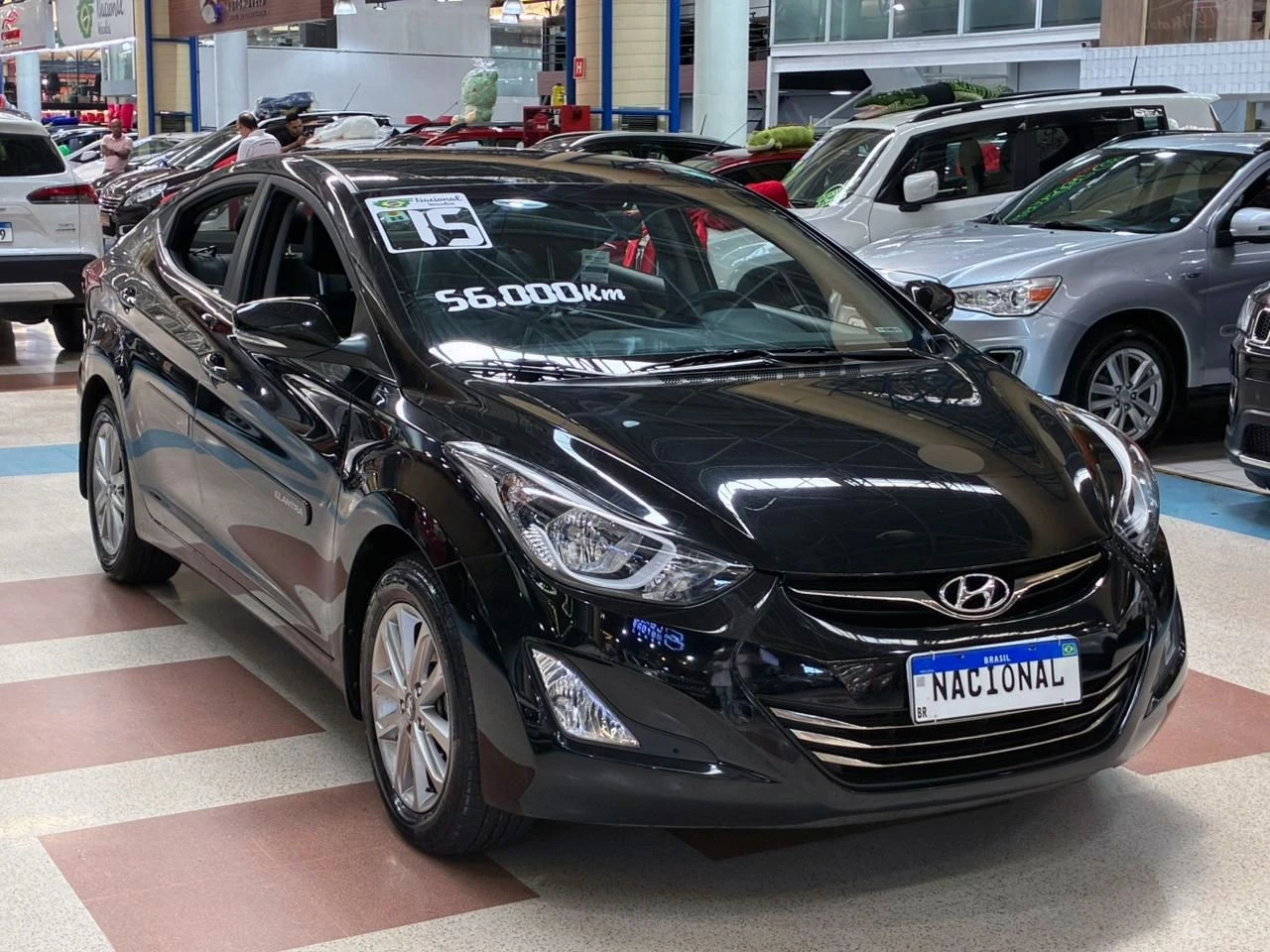 HYUNDAI ELANTRA