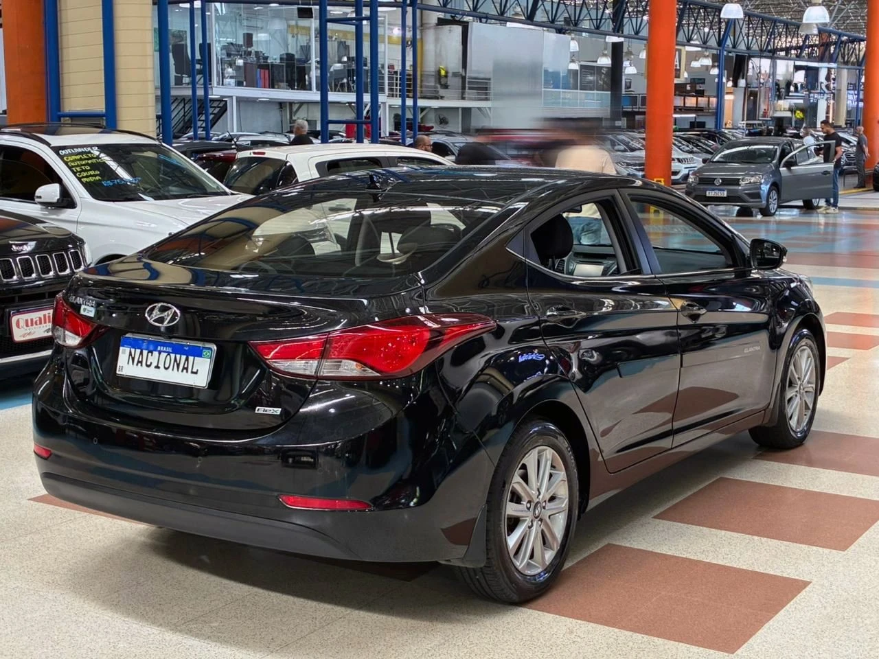 HYUNDAI ELANTRA
