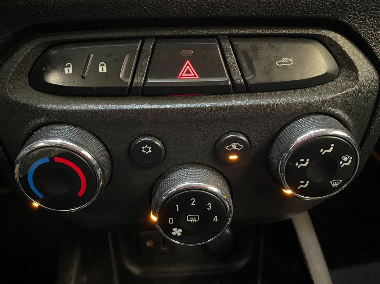 CHEVROLET PRISMA