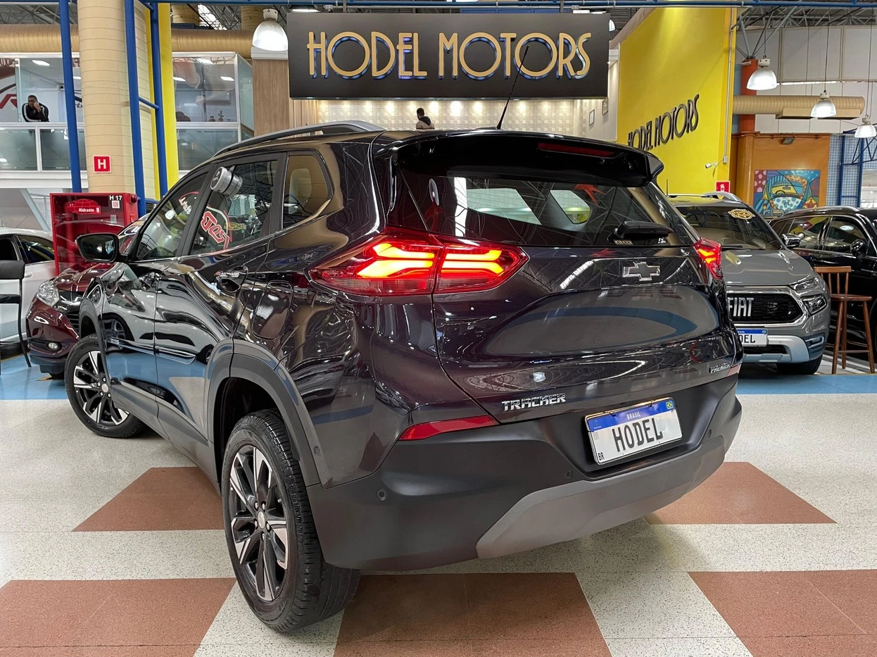 CHEVROLET TRACKER