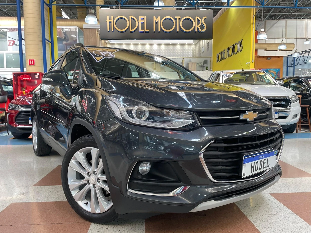 CHEVROLET TRACKER
