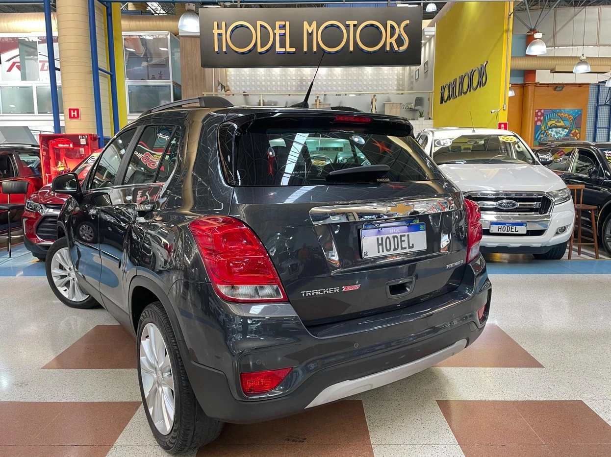 CHEVROLET TRACKER
