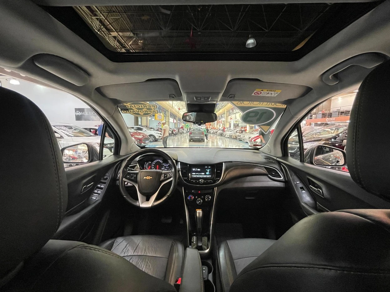 CHEVROLET TRACKER