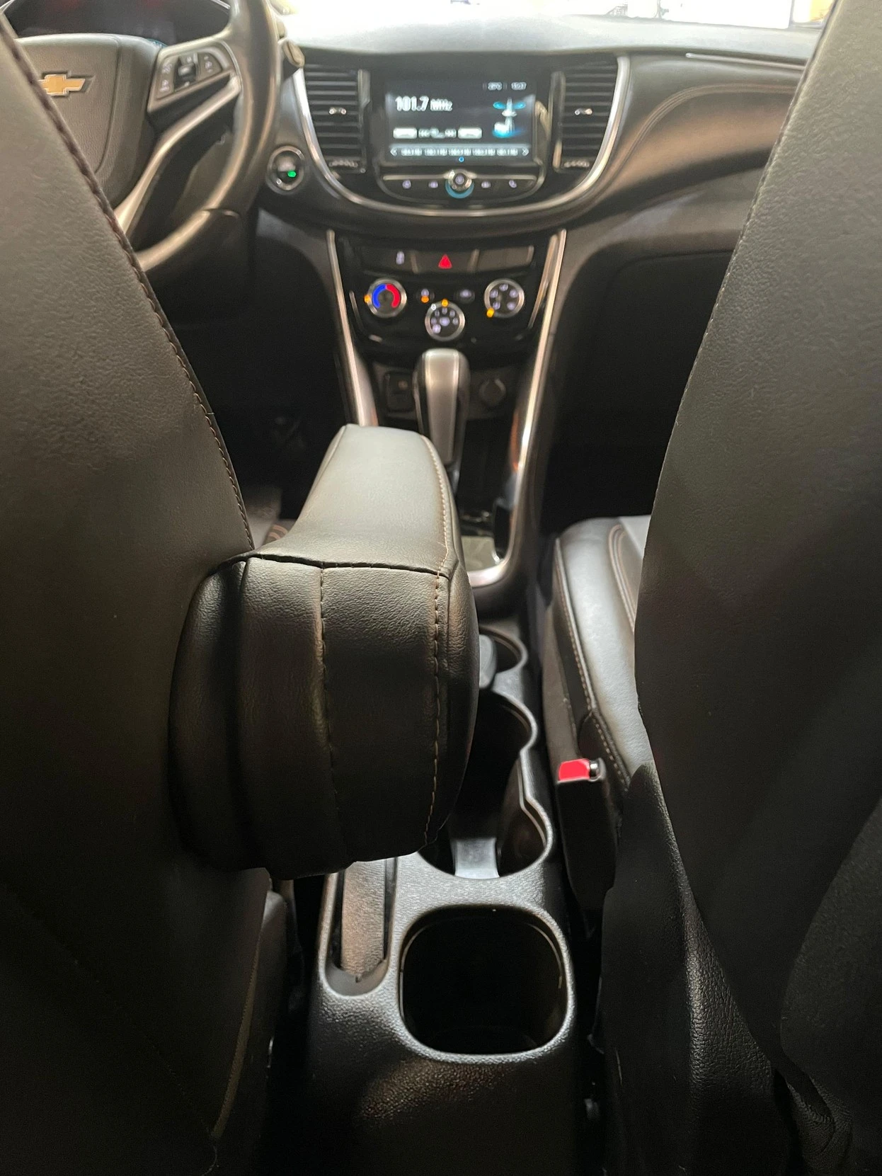 CHEVROLET TRACKER