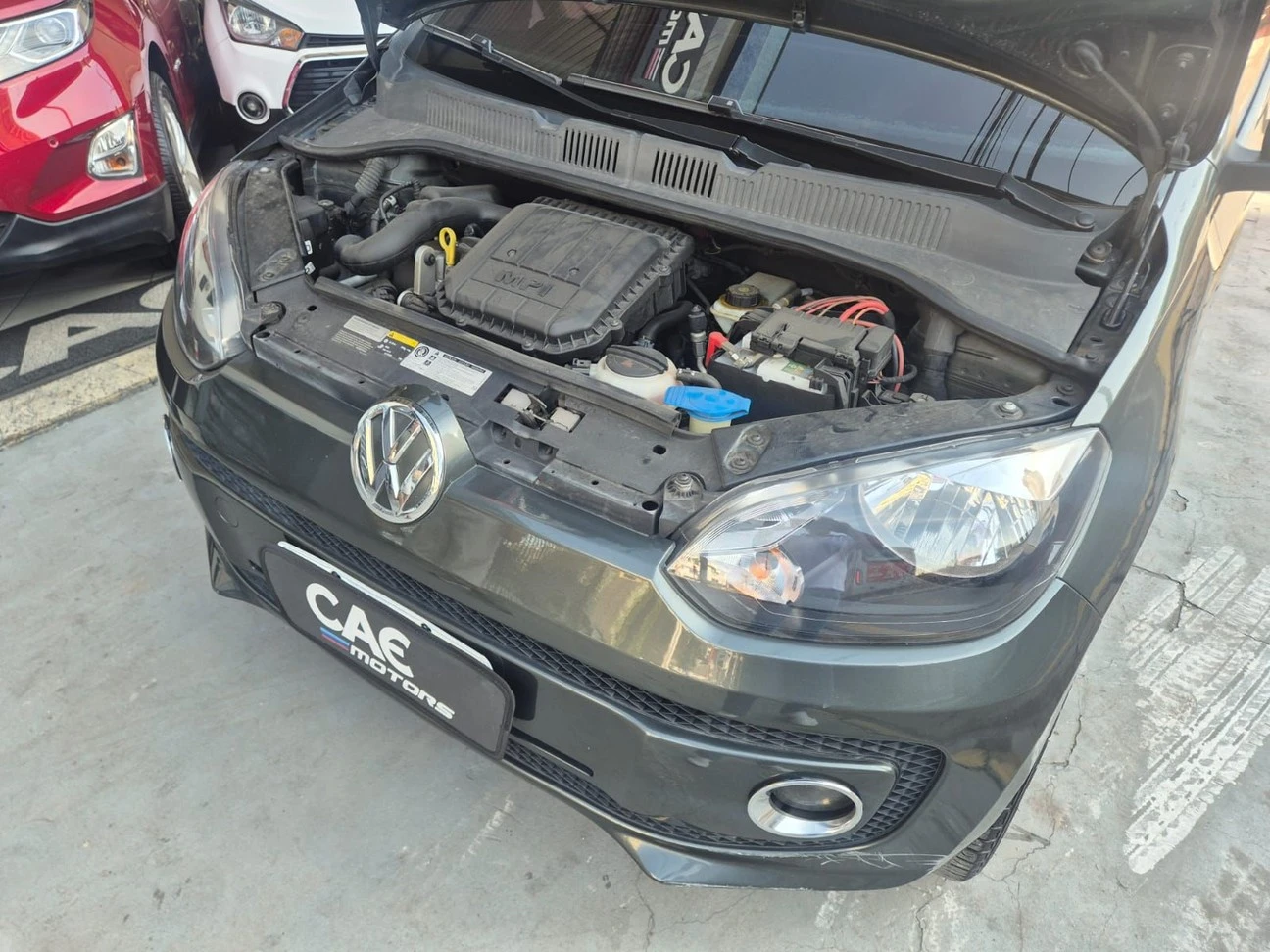 VOLKSWAGEN UP