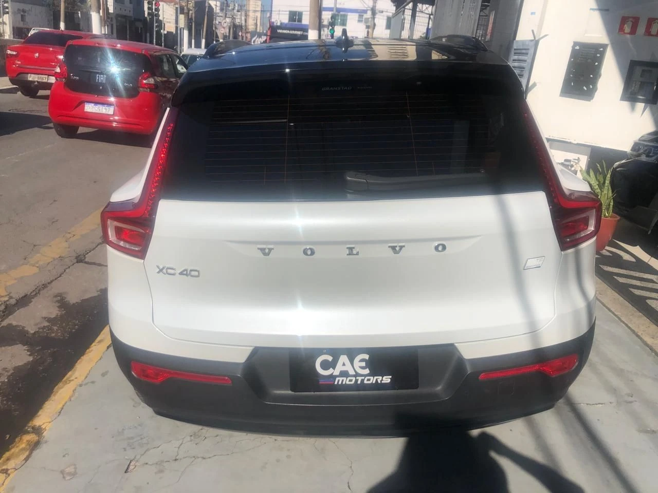VOLVO XC40