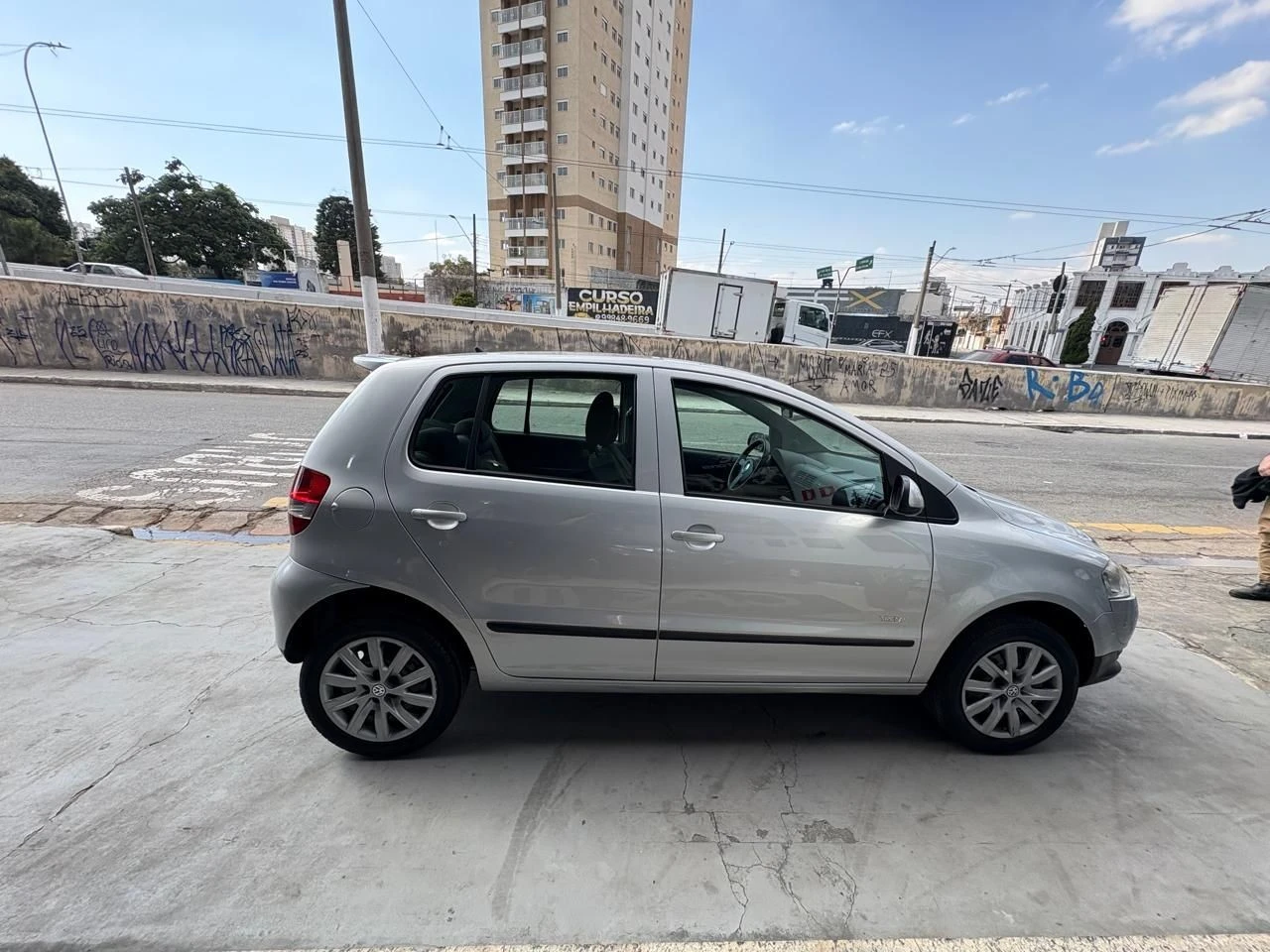 VOLKSWAGEN FOX