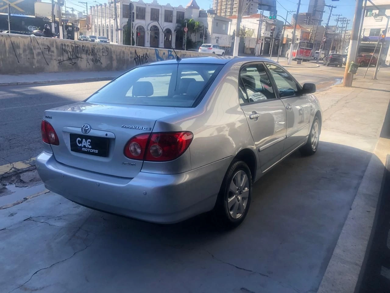 TOYOTA COROLLA