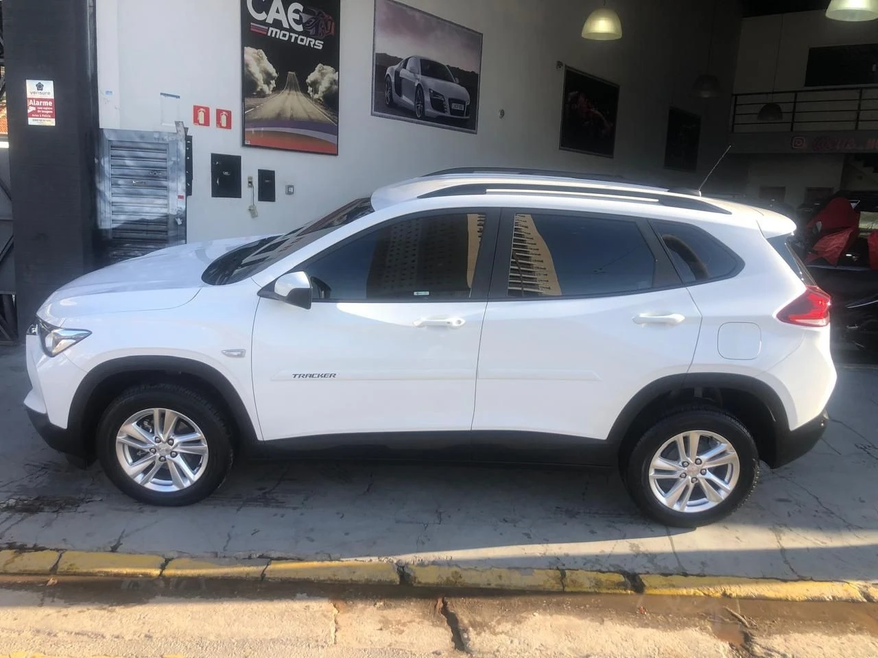 CHEVROLET TRACKER