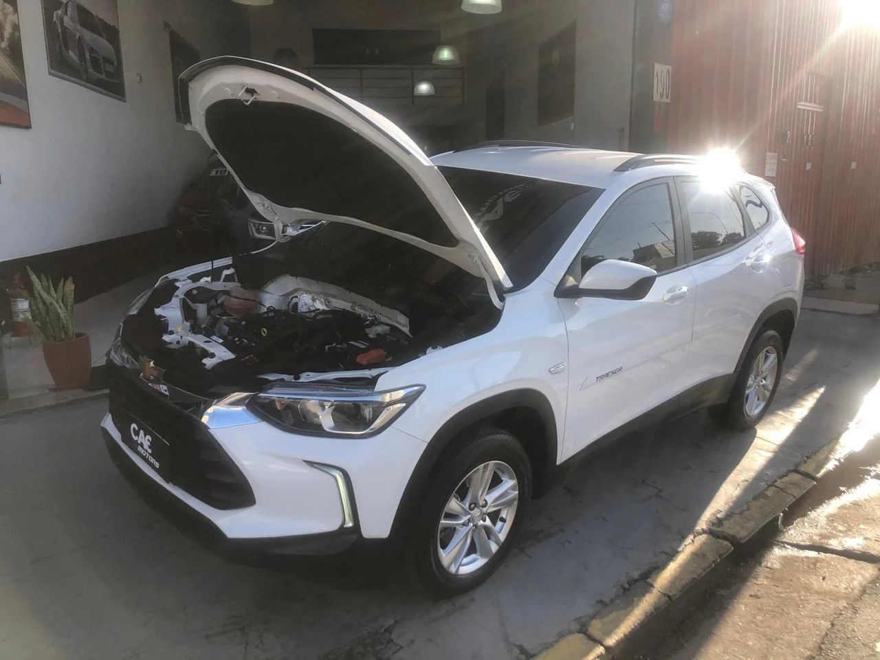 CHEVROLET TRACKER