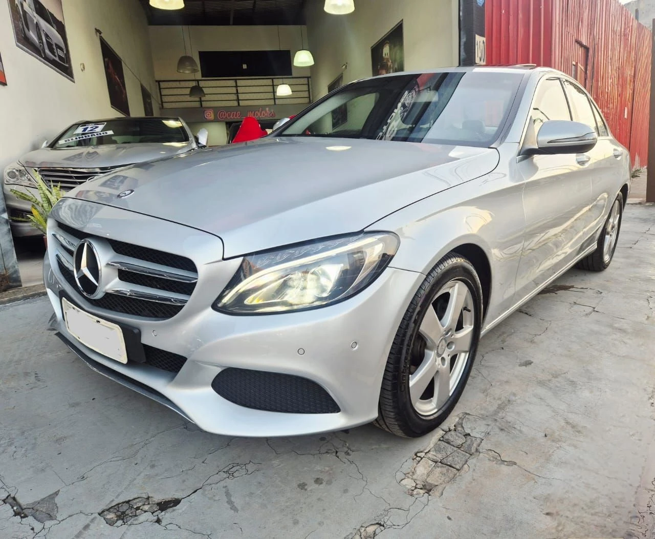 MERCEDES-BENZ C 200