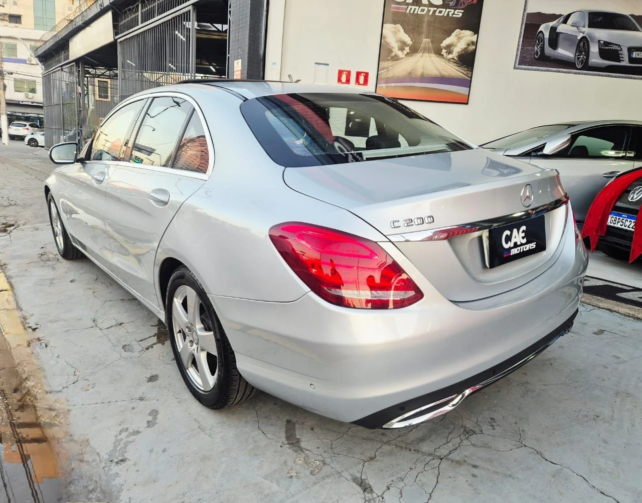 MERCEDES-BENZ C 200