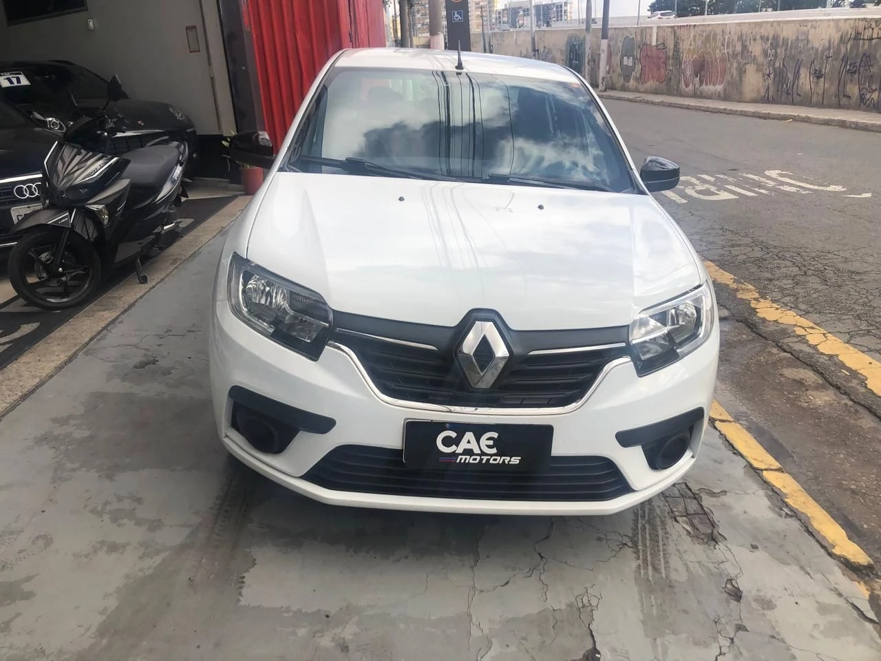 RENAULT LOGAN
