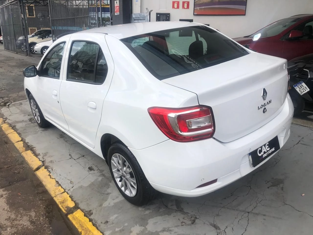 RENAULT LOGAN