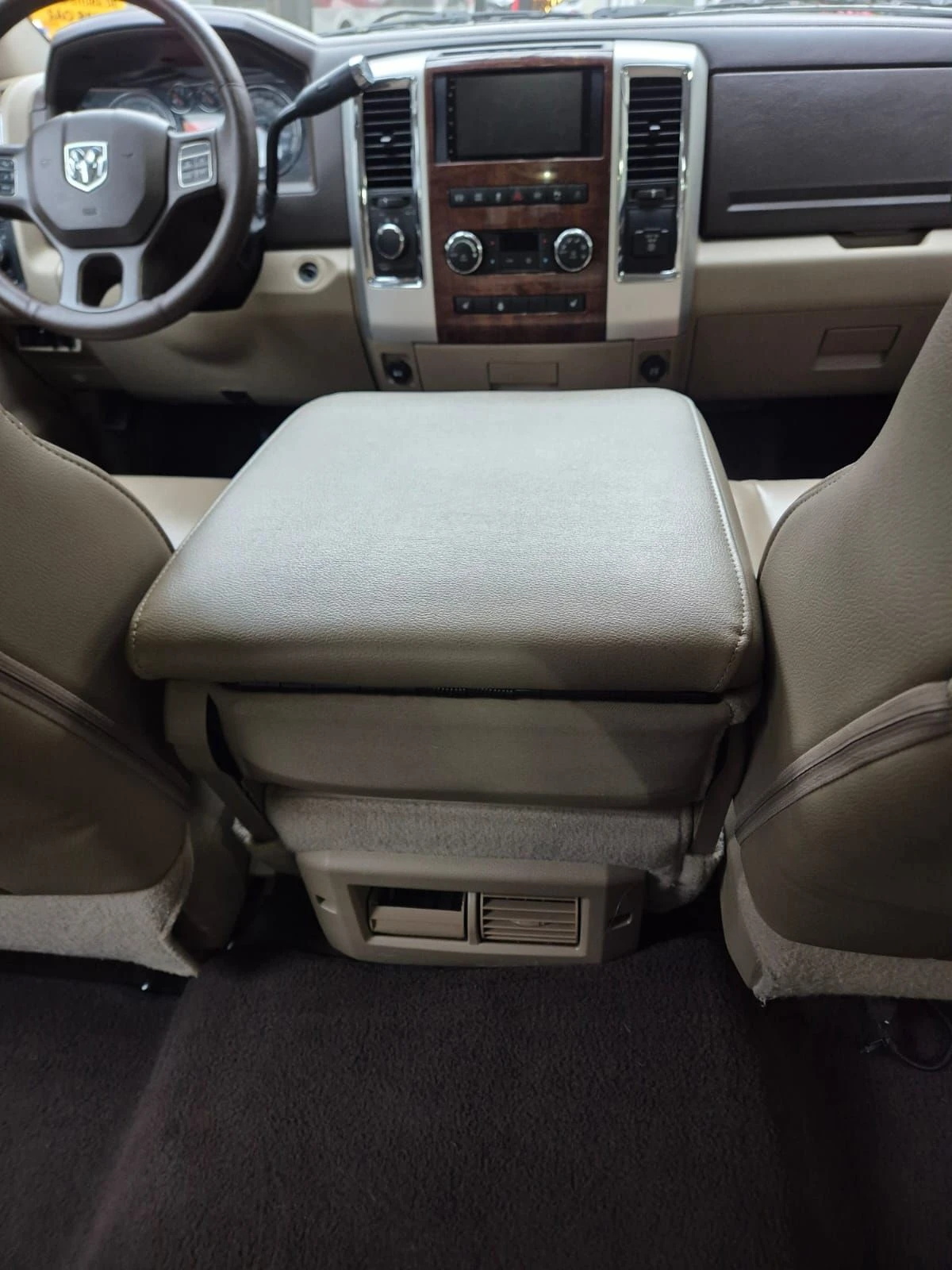 DODGE RAM