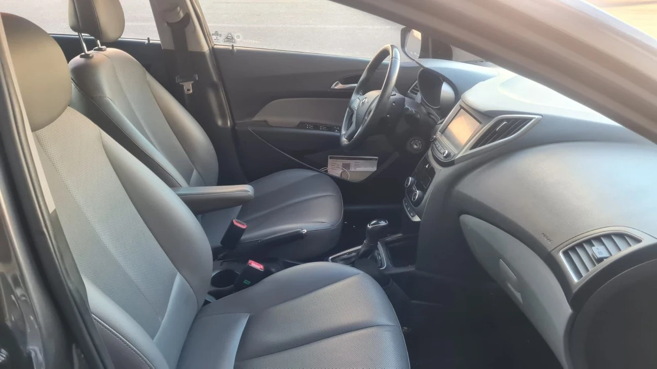 HYUNDAI HB20S