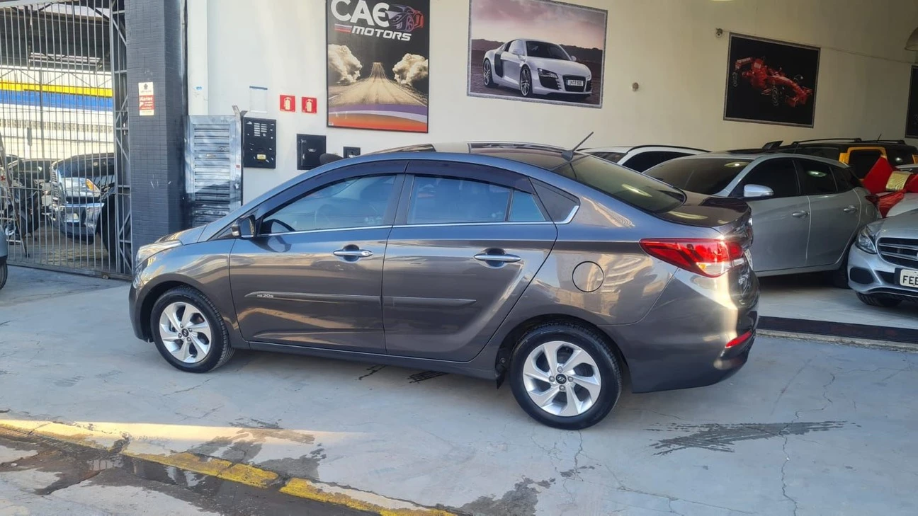 HYUNDAI HB20S