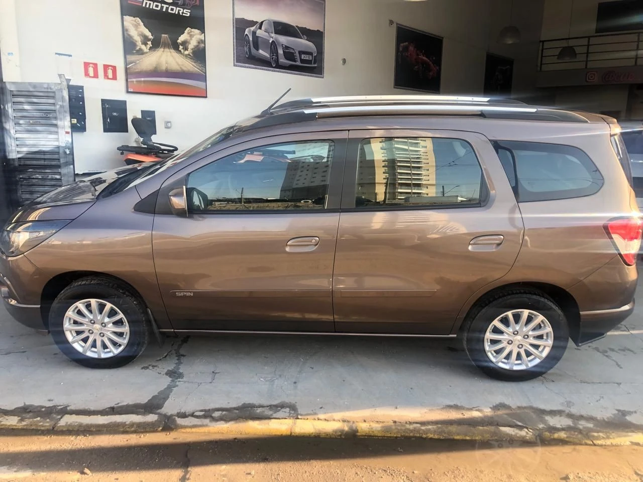 CHEVROLET SPIN