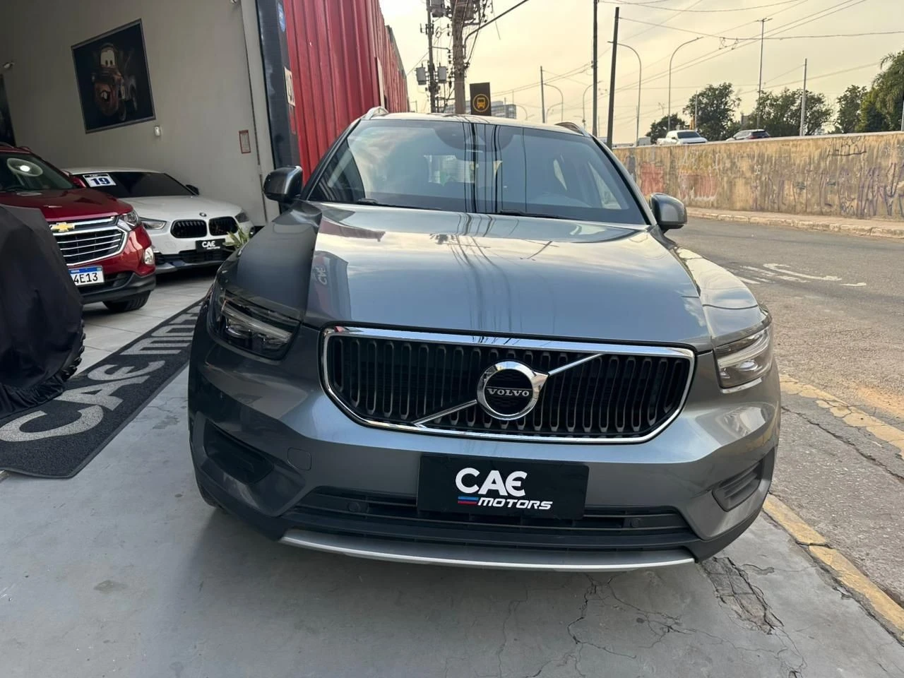 VOLVO XC40