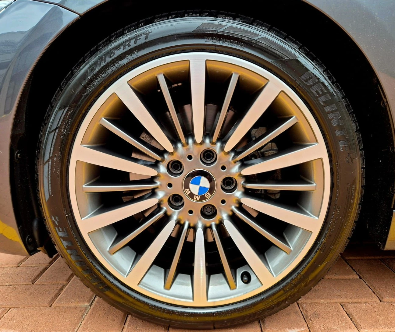 BMW 328I
