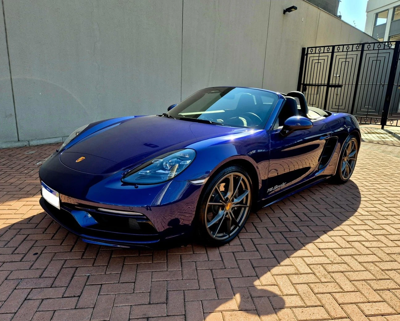 PORSCHE 718