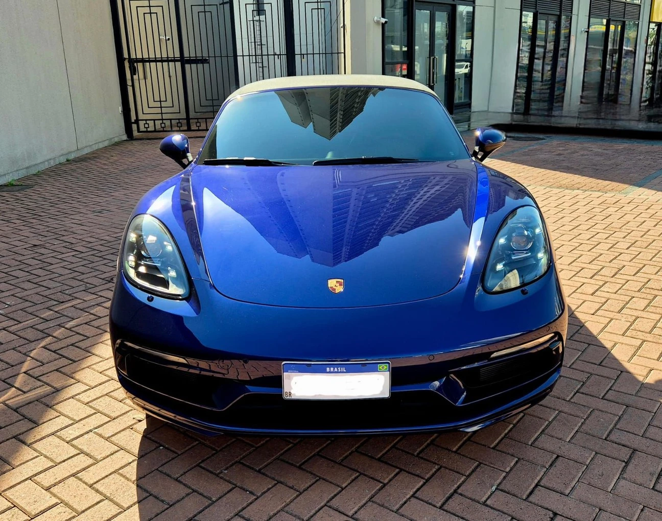 PORSCHE 718