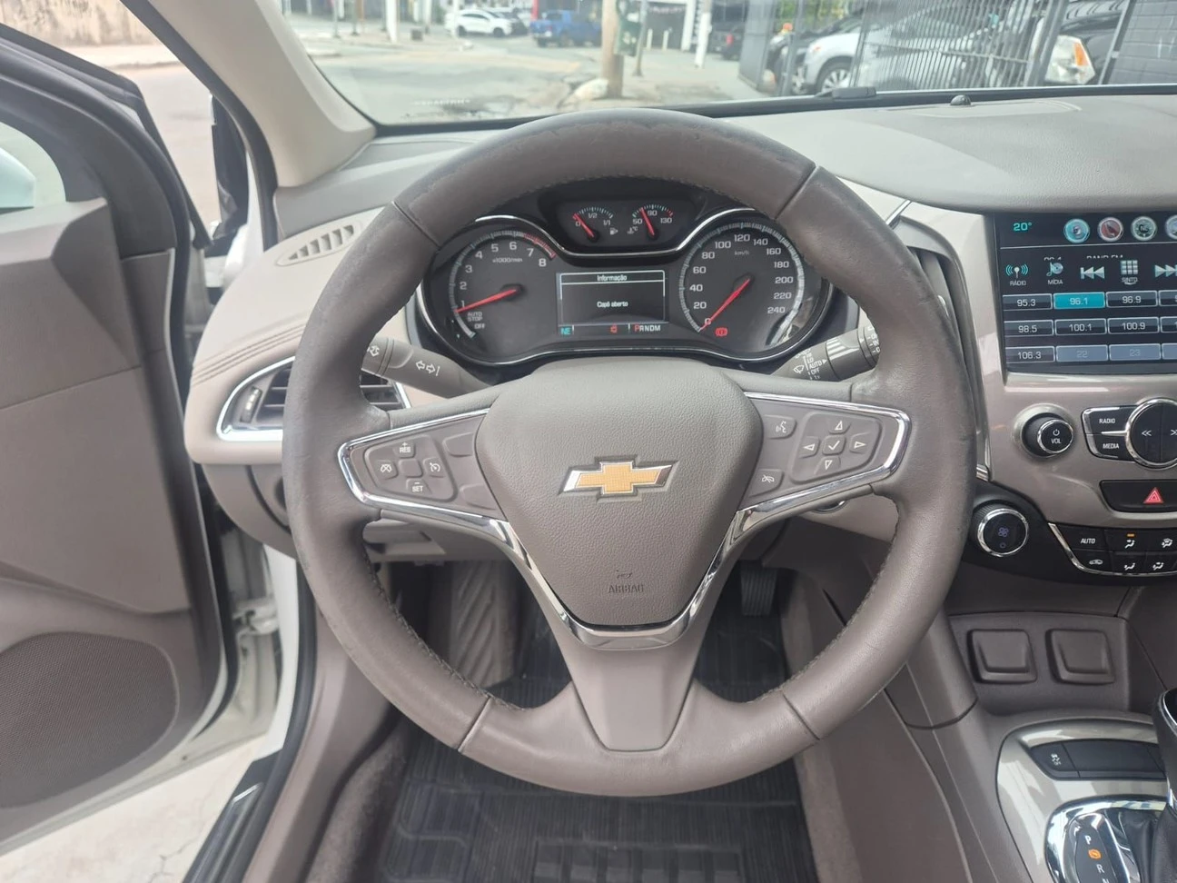 CHEVROLET CRUZE
