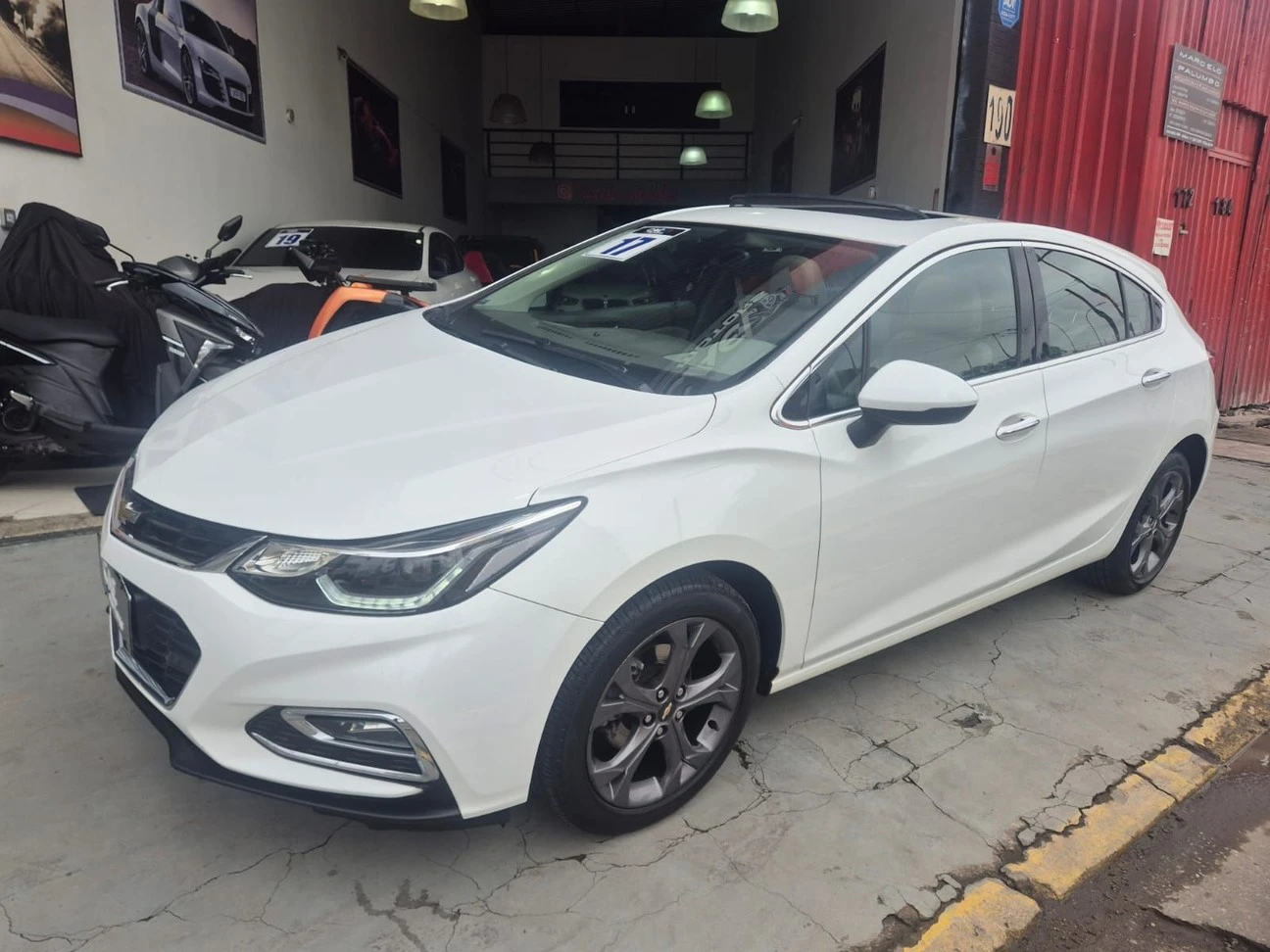 CHEVROLET CRUZE