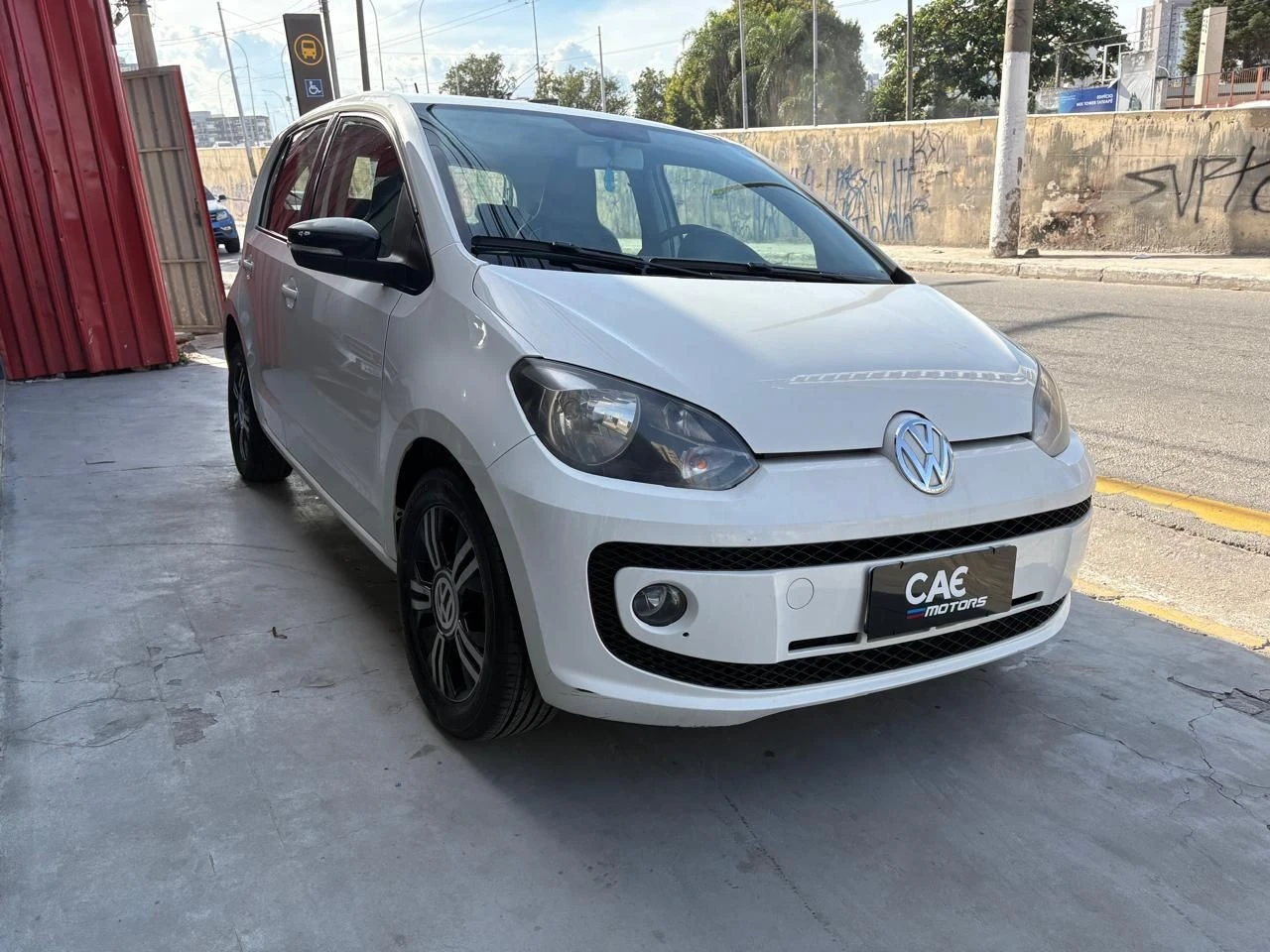 VOLKSWAGEN UP