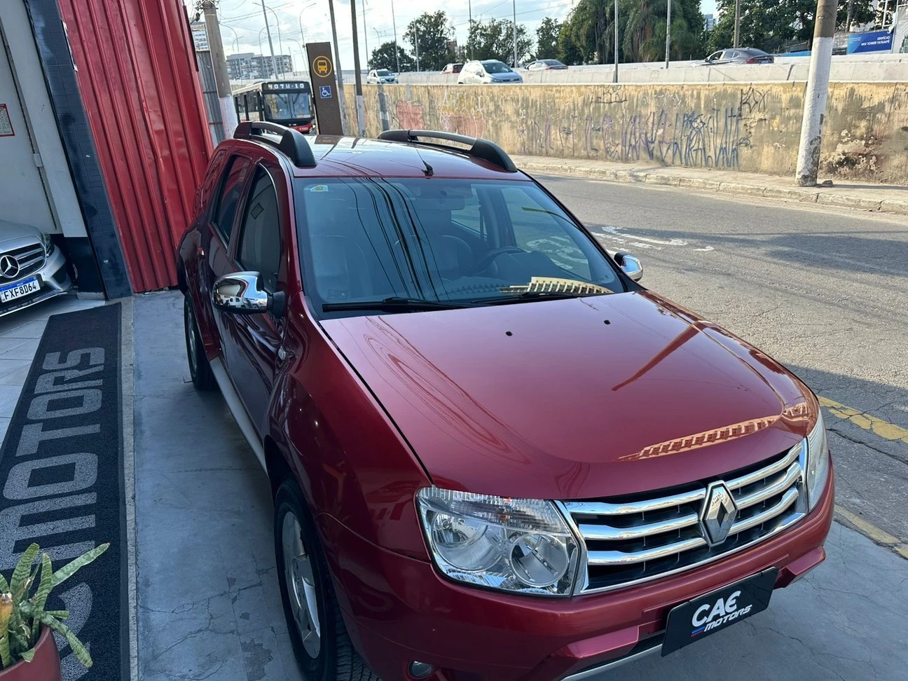 RENAULT DUSTER