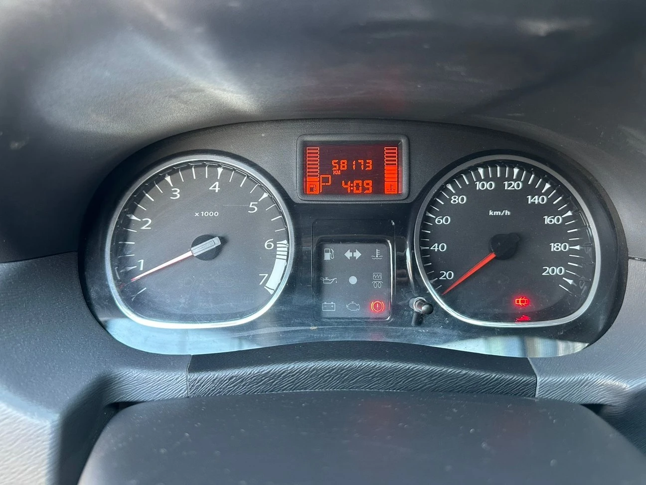 RENAULT DUSTER