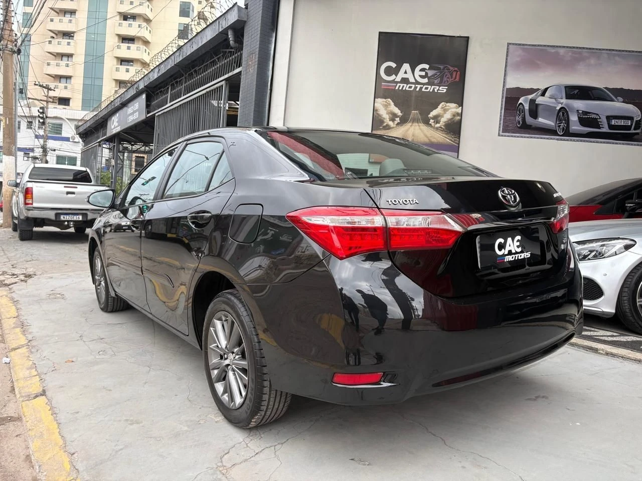 TOYOTA COROLLA