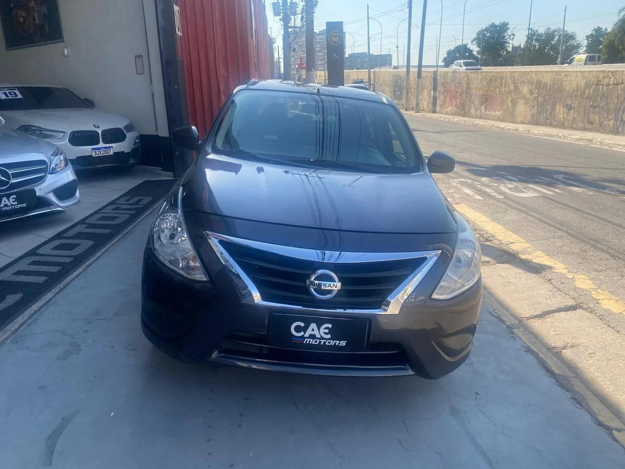 NISSAN VERSA