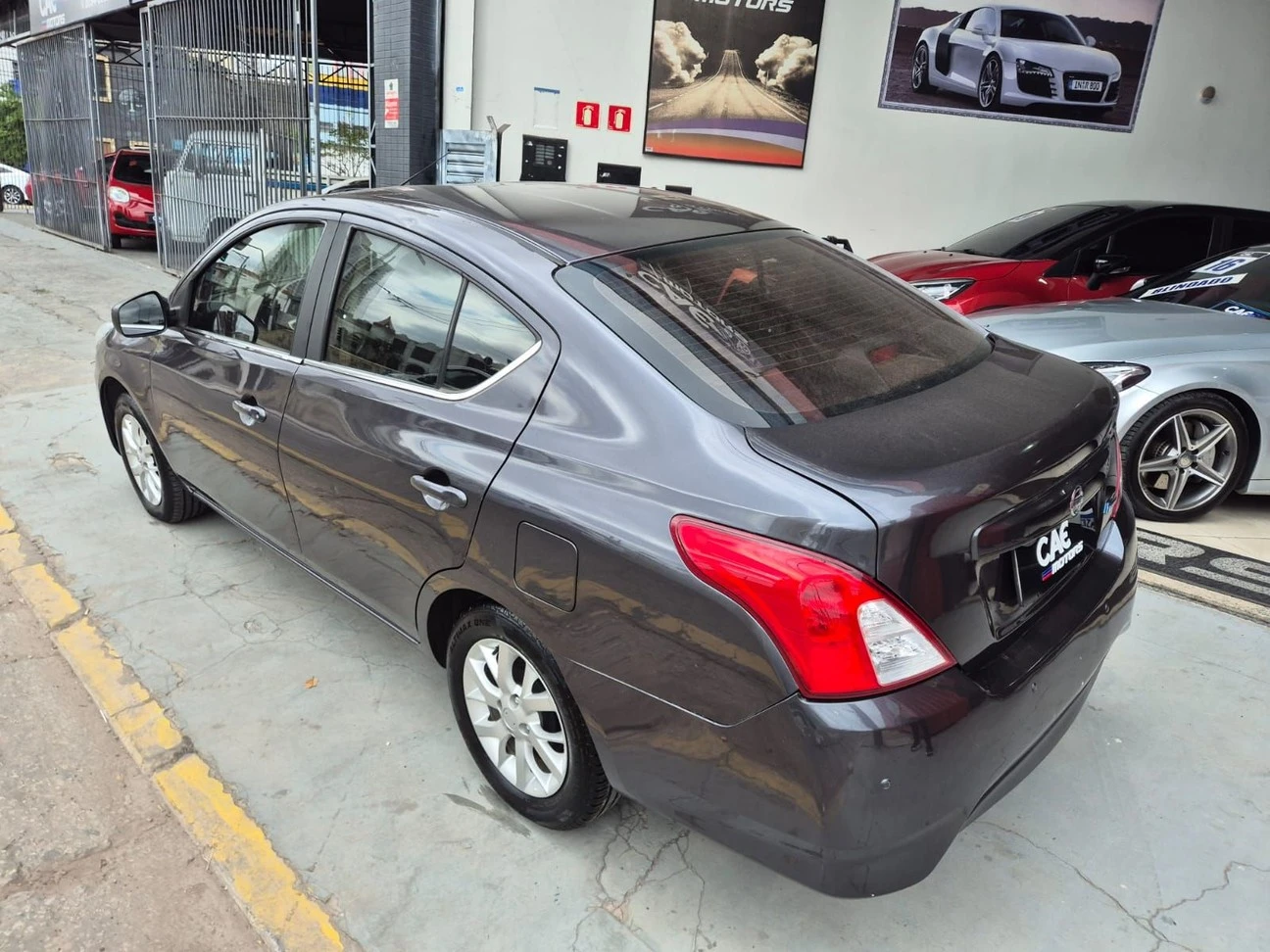 NISSAN VERSA