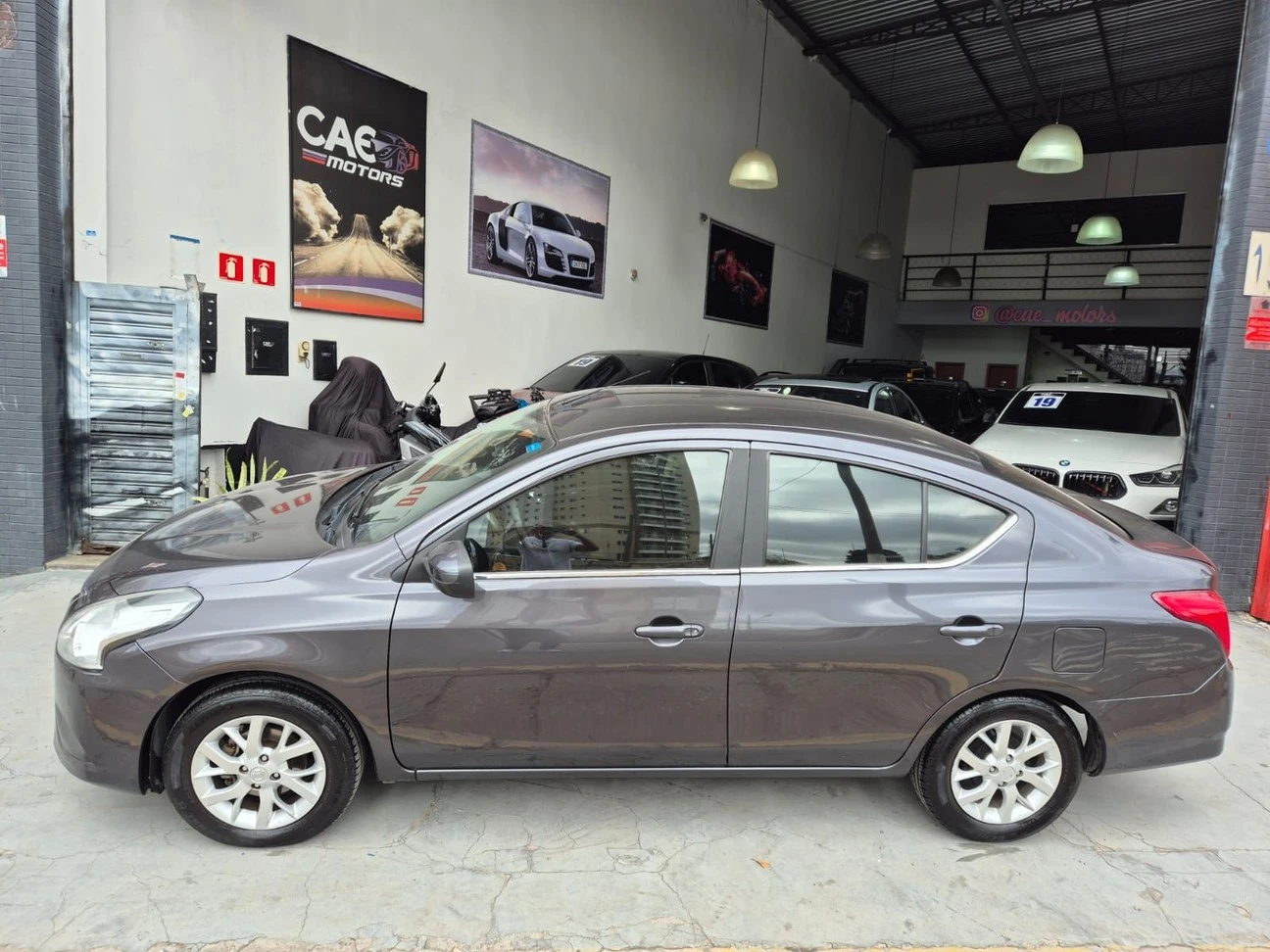 NISSAN VERSA