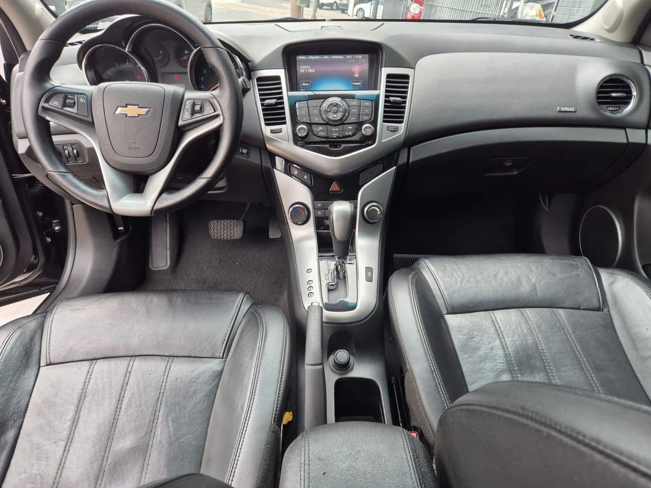 CHEVROLET CRUZE